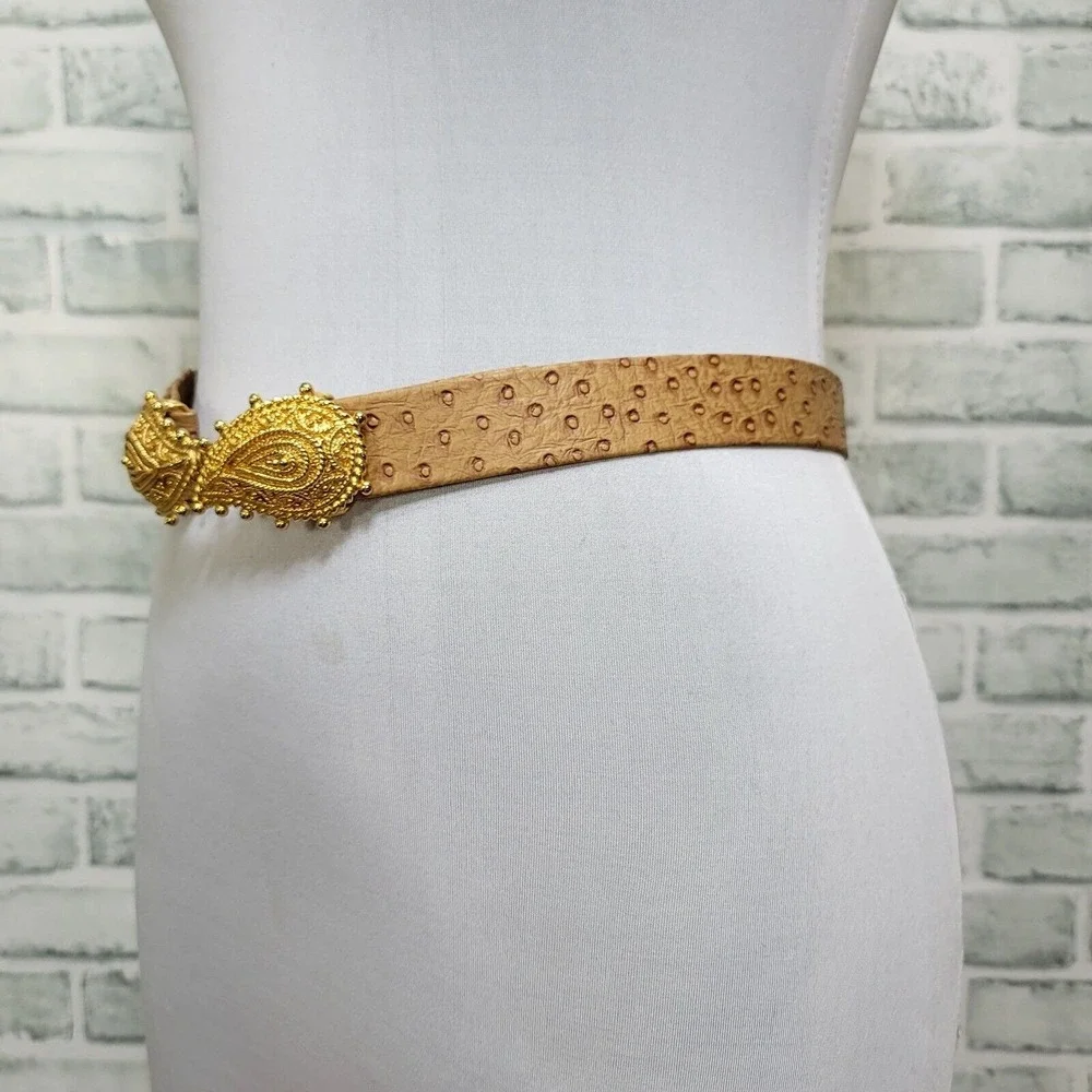 Vintage Mimi Di N 1991 Tan Ostrich‎ Embossed Belt Gold Paisley Buckle Womens
